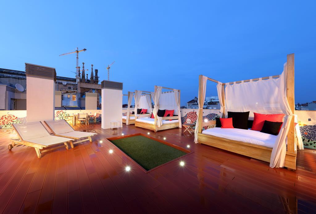 ברצלונה Castro Exclusive Residences Spa Sagrada Familia מראה חיצוני תמונה