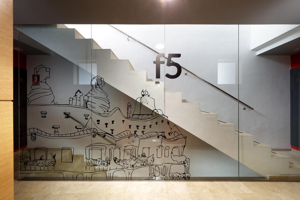 ברצלונה Castro Exclusive Residences Spa Sagrada Familia מראה חיצוני תמונה